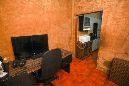 Casa para alugar com 120m², 2 quartos e 4 vagasEscritório