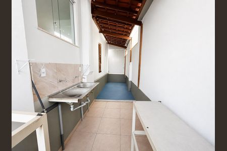 Casa para alugar com 220m², 4 quartos e 2 vagas