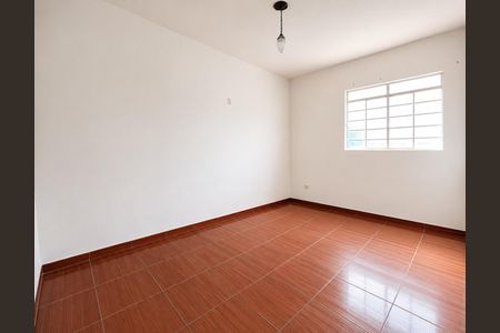 Casa para alugar com 220m², 4 quartos e 2 vagas
