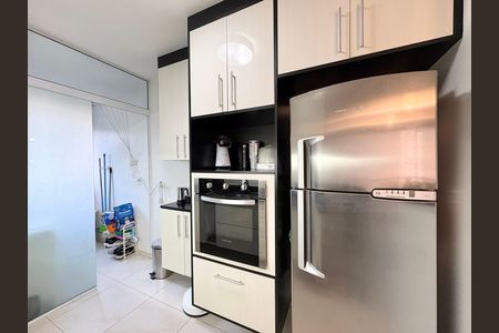 Apartamento à venda com 49m², 2 quartos e 1 vaga Apartamento à venda com 49m², 2 quartos e 1 vagaCozinha