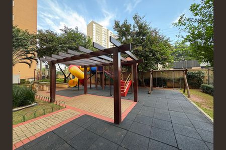 Apartamento à venda com 49m², 2 quartos e 1 vaga Apartamento à venda com 49m², 2 quartos e 1 vagaÁrea comum - Playground
