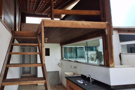 Apartamento para alugar com 74m², 2 quartos e 1 vaga Apartamento para alugar com 74m², 2 quartos e 1 vagaMezanino