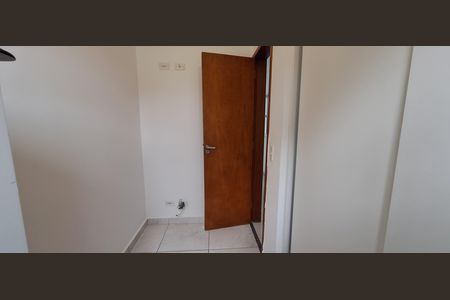 Quarto 1 de apartamento para alugar com 2 quartos, 74m² em Vila Vitória, Santo André