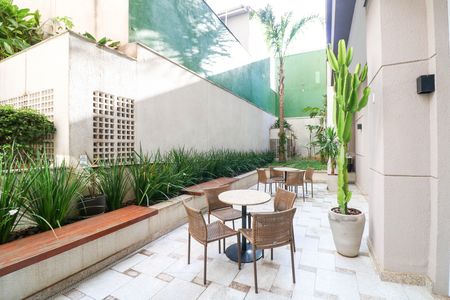 Apartamento para alugar com 65m², 2 quartos e 1 vaga