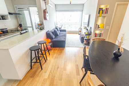 Apartamento à venda com 62m², 2 quartos e 1 vagaSala