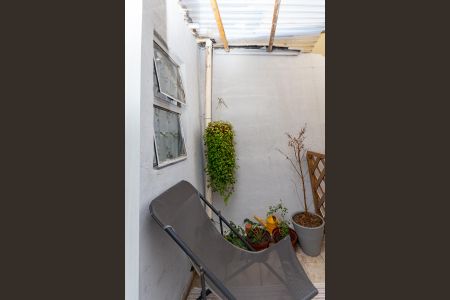 Varanda de casa à venda com 4 quartos, 180m² em Vila Ipojuca, São Paulo