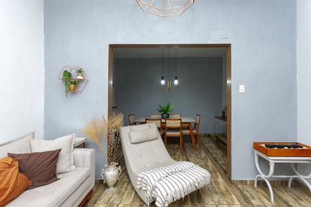 Sala de casa à venda com 4 quartos, 180m² em Vila Ipojuca, São Paulo