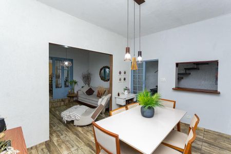 Sala de casa à venda com 4 quartos, 180m² em Vila Ipojuca, São Paulo