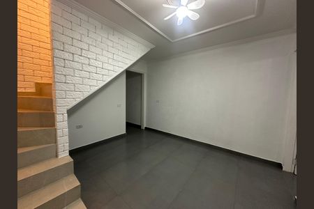 Casa para alugar com 115m², 3 quartos e 1 vagaSala de TV