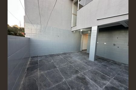Casa para alugar com 115m², 3 quartos e 1 vagaÁrea de Serviço