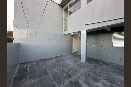 Casa para alugar com 115m², 3 quartos e 1 vagaÁrea de Serviço