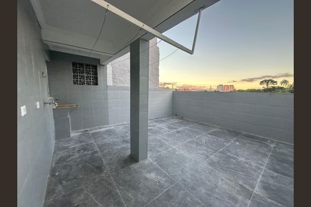 Casa para alugar com 115m², 3 quartos e 1 vagaÁrea de Serviço