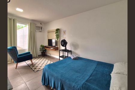 Apartamento para alugar com 1 quarto, 30m² em Vargem Grande, Rio de Janeiro
