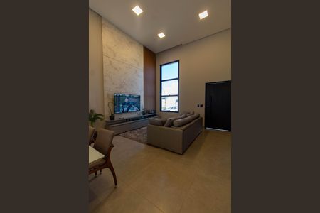 SALA de casa de condomínio à venda com 3 quartos, 214m² em Fazenda Santa Cândida, Campinas