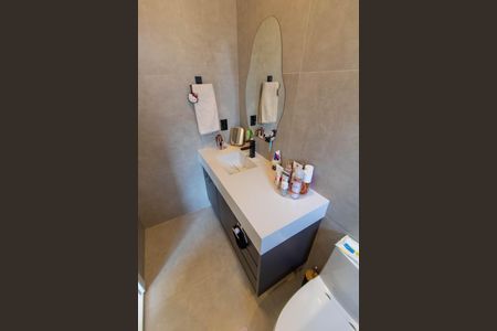 Casa de condomínio à venda com 214m², 3 quartos e 4 vagas Casa de condomínio à venda com 214m², 3 quartos e 4 vagasBANHEIRO DA SUITE 1