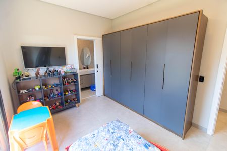 Casa de condomínio à venda com 214m², 3 quartos e 4 vagas Casa de condomínio à venda com 214m², 3 quartos e 4 vagasSUITE 2