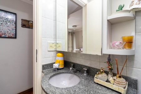 Apartamento à venda com 76m², 3 quartos e 2 vagasBanheiro 2