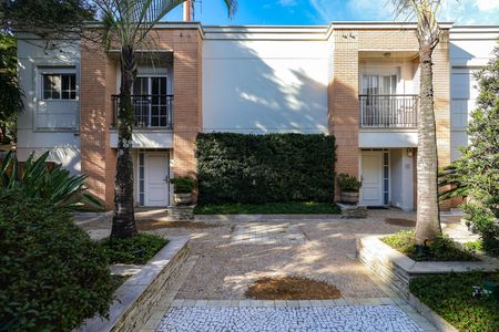 Casa de condomínio para alugar com 452m², 4 quartos e 2 vagas