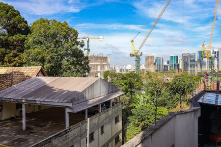 Casa de condomínio para alugar com 452m², 4 quartos e 2 vagas
