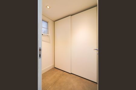 Casa de condomínio para alugar com 452m², 4 quartos e 2 vagas