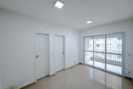 Sala de kitnet/studio para alugar com 1 quarto, 45m² em Cambuci, São Paulo