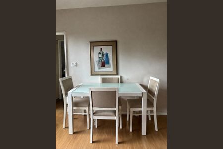 Sala de kitnet/studio para alugar com 1 quarto, 40m² em Funcionários, Belo Horizonte