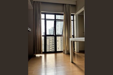 Sala de kitnet/studio para alugar com 1 quarto, 40m² em Funcionários, Belo Horizonte