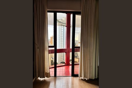 Quarto de kitnet/studio para alugar com 1 quarto, 40m² em Funcionários, Belo Horizonte
