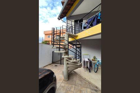 Escada de Acesso de kitnet/studio para alugar com 1 quarto, 30m² em Vila Progresso, Campinas