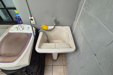 Studio para alugar com 30m², 1 quarto e sem vaga Studio para alugar com 30m², 1 quarto e sem vagaÁrea de Serviço