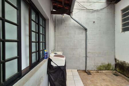 Studio para alugar com 30m², 1 quarto e sem vaga Studio para alugar com 30m², 1 quarto e sem vagaÁrea de Serviço