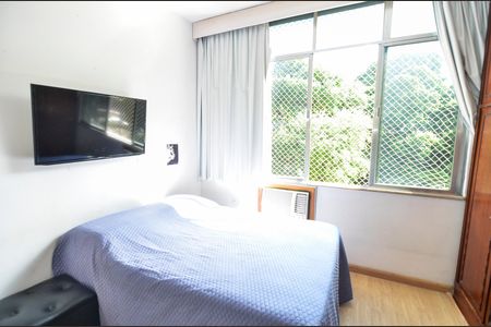 Suíte de apartamento para alugar com 2 quartos, 90m² em Praça da Bandeira, Rio de Janeiro