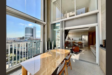 Apartamento à venda com 80m², 1 quarto e 1 vaga Apartamento à venda com 80m², 1 quarto e 1 vagaVaranda