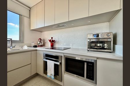 Apartamento à venda com 80m², 1 quarto e 1 vaga Apartamento à venda com 80m², 1 quarto e 1 vagaCozinha