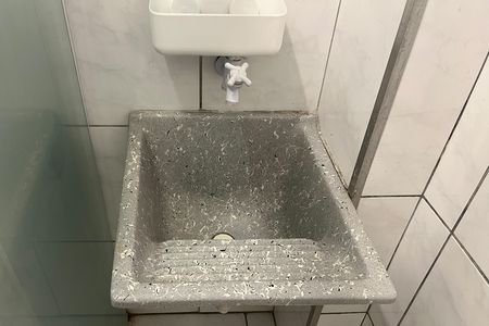 Apartamento para alugar com 45m², 1 quarto e sem vagaBanheiro