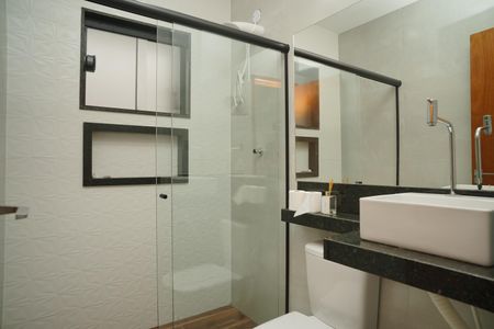 Casa para alugar com 104m², 3 quartos e 2 vagas Casa para alugar com 104m², 3 quartos e 2 vagasBanheiro Social