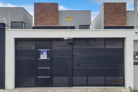 Casa para alugar com 104m², 3 quartos e 2 vagas Casa para alugar com 104m², 3 quartos e 2 vagasFachada