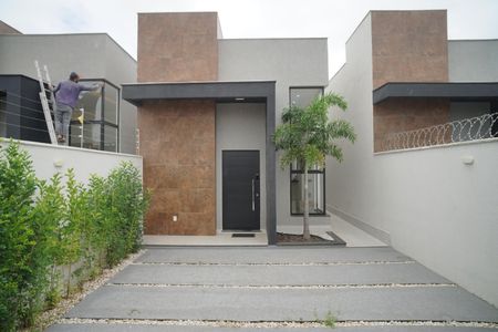 Casa para alugar com 104m², 3 quartos e 2 vagas Casa para alugar com 104m², 3 quartos e 2 vagasÁrea externa