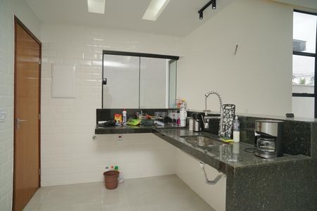Casa para alugar com 104m², 3 quartos e 2 vagas Casa para alugar com 104m², 3 quartos e 2 vagasCozinha