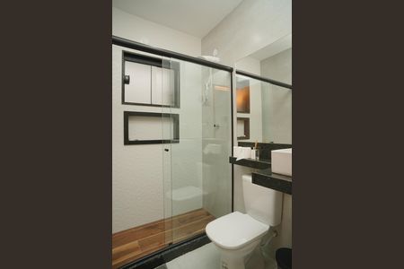 Casa para alugar com 104m², 3 quartos e 2 vagas Casa para alugar com 104m², 3 quartos e 2 vagasBanheiro Social