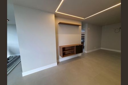 Apartamento para alugar com 84m², 2 quartos e 1 vaga Apartamento para alugar com 84m², 2 quartos e 1 vagaSala