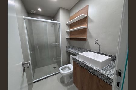 Apartamento para alugar com 84m², 2 quartos e 1 vaga Apartamento para alugar com 84m², 2 quartos e 1 vagaBanheiro do Quarto 1
