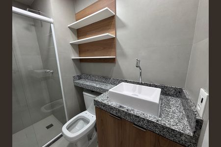 Apartamento para alugar com 84m², 2 quartos e 1 vaga Apartamento para alugar com 84m², 2 quartos e 1 vagaBanheiro do Quarto 1