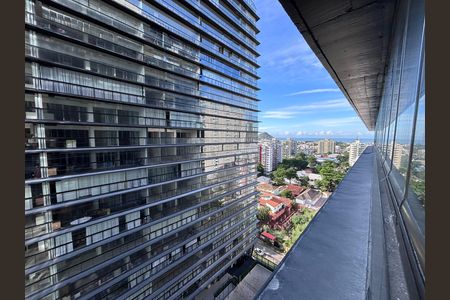 Apartamento para alugar com 84m², 2 quartos e 1 vaga Apartamento para alugar com 84m², 2 quartos e 1 vagaVaranda