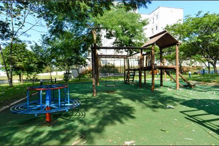 Apartamento para alugar com 42m², 2 quartos e 1 vaga Apartamento para alugar com 42m², 2 quartos e 1 vagaÁrea comum - Playground