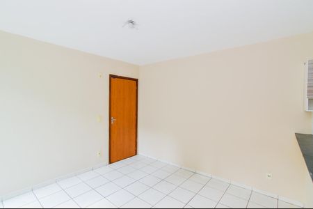 Apartamento para alugar com 42m², 2 quartos e 1 vagaSala