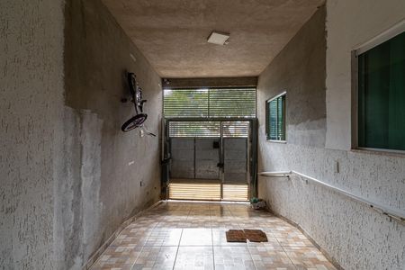 Casa à venda com 240m², 3 quartos e 1 vaga Casa à venda com 240m², 3 quartos e 1 vagaGaragem