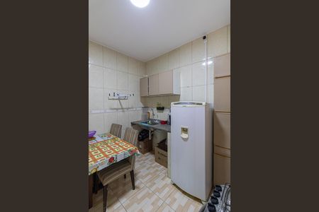 Sala e Cozinha de casa à venda com 3 quartos, 240m² em Vila Nova Uniao, São Paulo