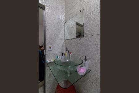 Casa à venda com 240m², 3 quartos e 1 vaga Casa à venda com 240m², 3 quartos e 1 vagaCasa 2 - Banheiro Suíte