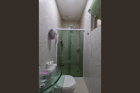Casa à venda com 240m², 3 quartos e 1 vaga Casa à venda com 240m², 3 quartos e 1 vagaCasa 2 - Banheiro Suíte